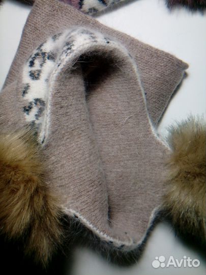 Тёплая,отличного качества шапка и шарф.Новая