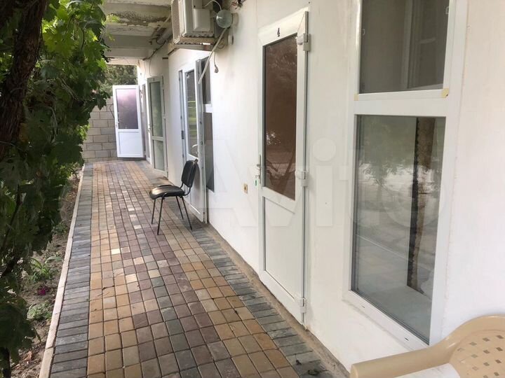 Комната 14 м² в 9-к., 1/2 эт.