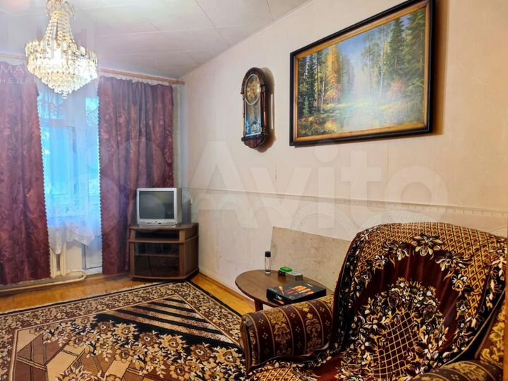 2-к. квартира, 47 м², 4/4 эт.