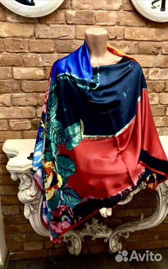 Платок пашмина шарф от Dolce gabbana