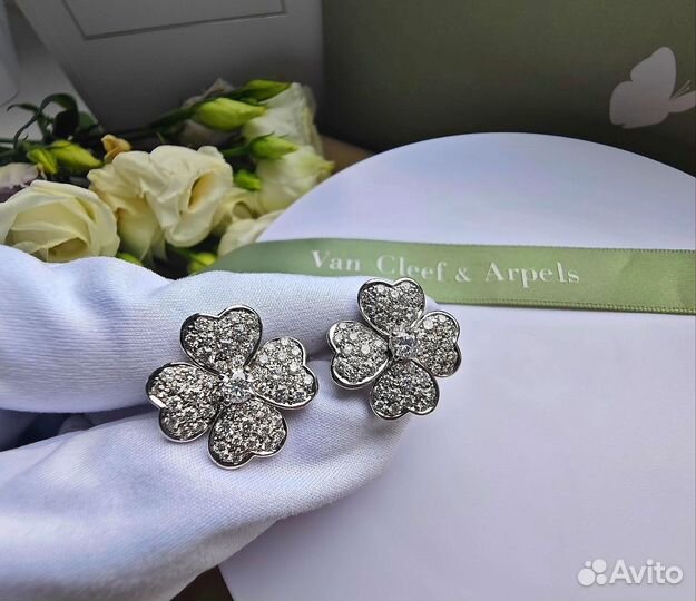 Серьги Van Cleef Cosmos