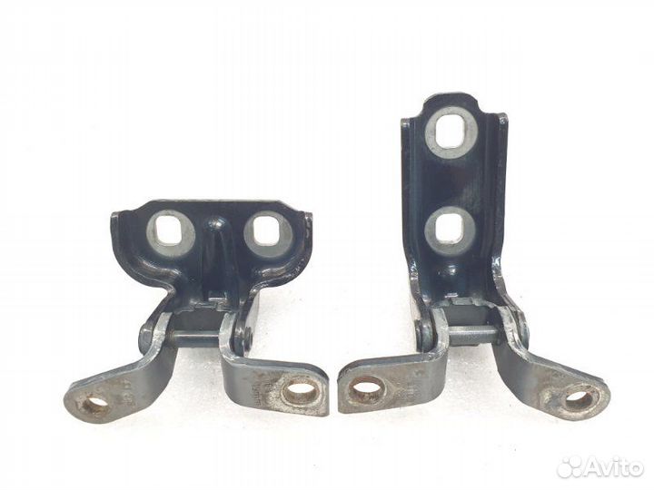 Петля двери задняя правая Chevrolet Cruze 1.6