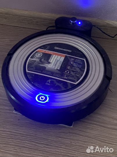 Робот пылесос