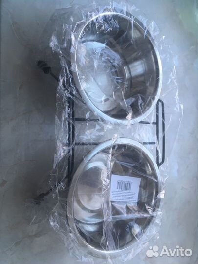 Миски на подставке для собак