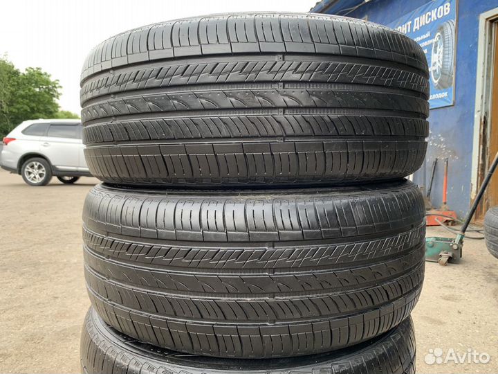 Roadstone N'Fera AU5 235/55 R17 103W