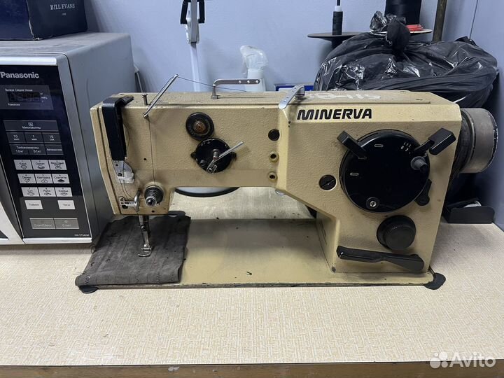 Машинка швейная для кожи Минерва