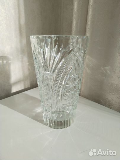 Ваза хрустальная