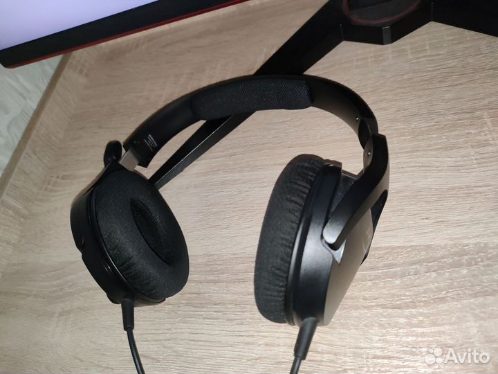 Наушники HyperX Cloud stinger core