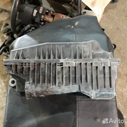 Корпус воздушного фильтра Ситроен С4