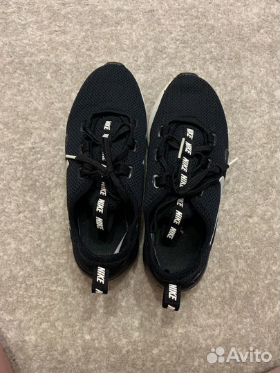 Кроссовки nike женские