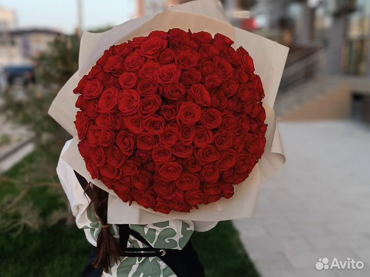 Букет 101 роза Стронг Премиум