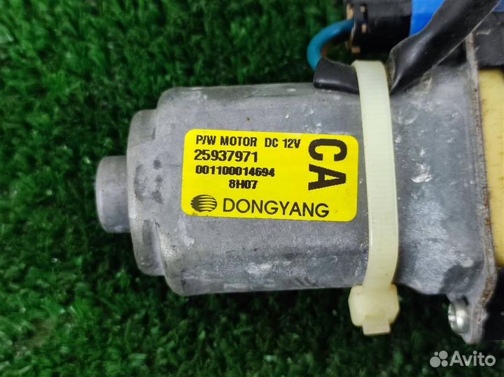 Стеклоподъемник задний левый Chevrolet Captiva 20