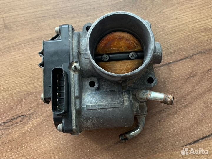 Дросельная заслонка ланцер 10