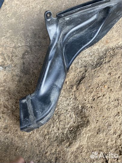 Воздухозаборник toyota mark GRX-120