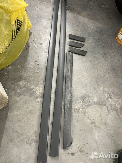 Молдинги на Форд Транзит