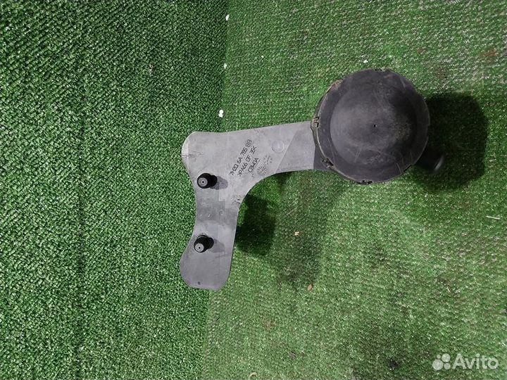 Сапун, маслозаборник Land Rover Discovery 3 2.7