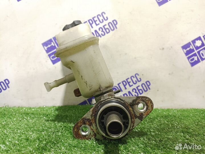 Главный тормозной цилиндр Hyundai Santa Fe