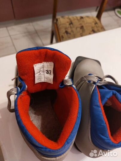 Лыжные ботинки р.32