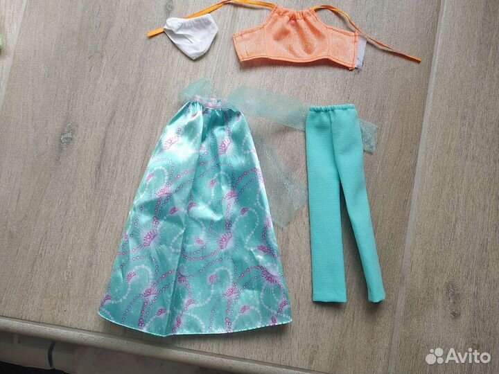 Одеждадля кукол. Барби