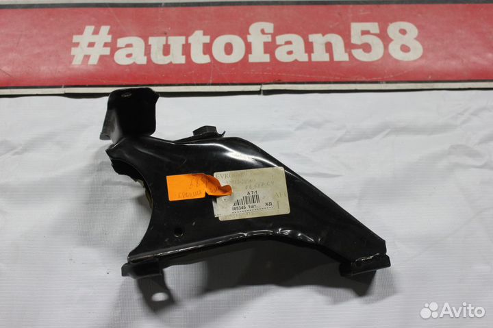 Кронштейн крепления бампера Toyota Corona / Carina