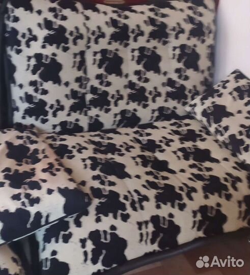 Диван и 2 кресла