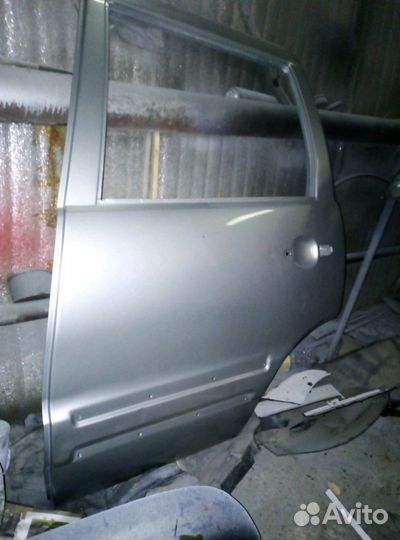 Дверь шевроле нива левая задняя
