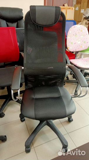 Компьютерное кресло