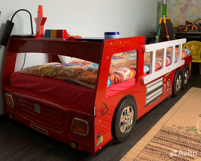 Детская кровать пожарная машина