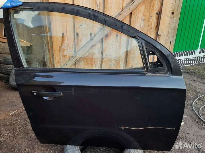 Передняя правая дверь на Aveo T250
