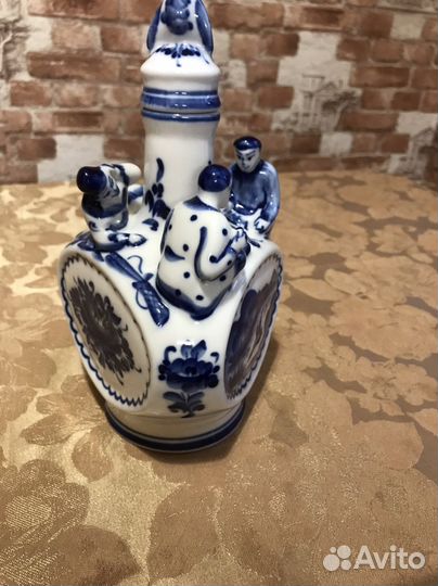 Гжель фарфор штоф охота