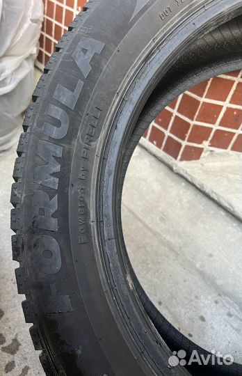 Pirelli Formula Ice 225/55 R18 102T