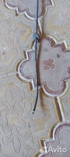 Трос капота на BMW E60