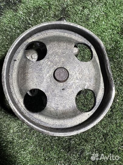 Насос гур Ford Fusion 1.4