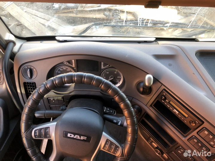 Торпедо салона кабины в сборе 2019г. Daf XF106