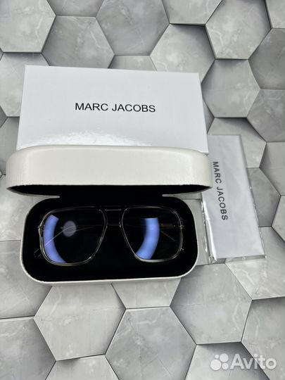 Очки солнцезащитные Marc Jacobs 3