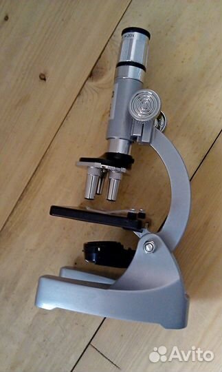 Микроскоп-метал