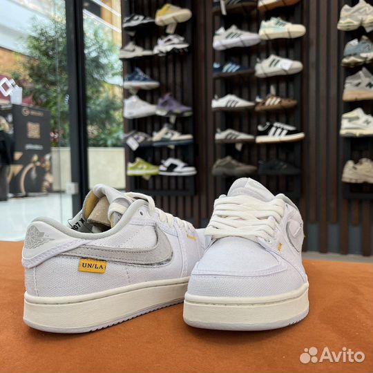 Nike Air Jordan 1 Low Union White Canvas