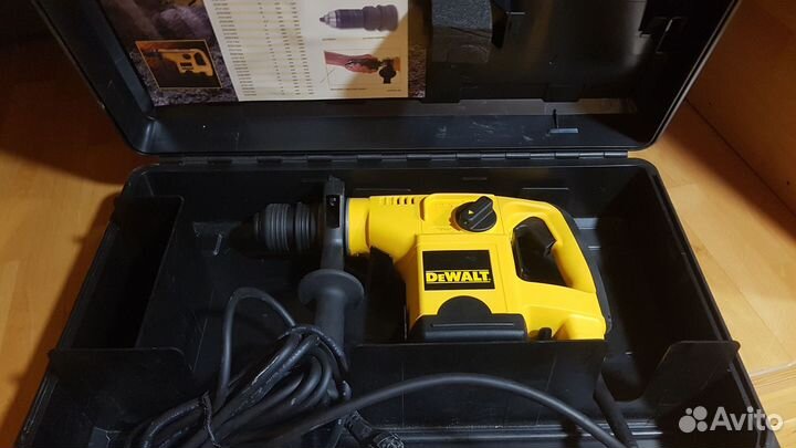 Перфоратор dewalt