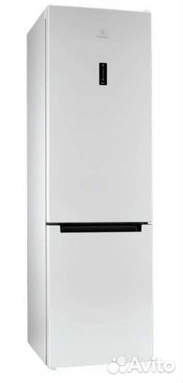 Холодильник бу IndesitDF5200W