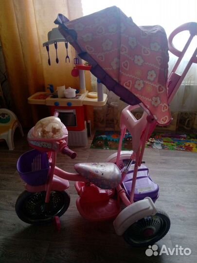 Трехколесный велосипед