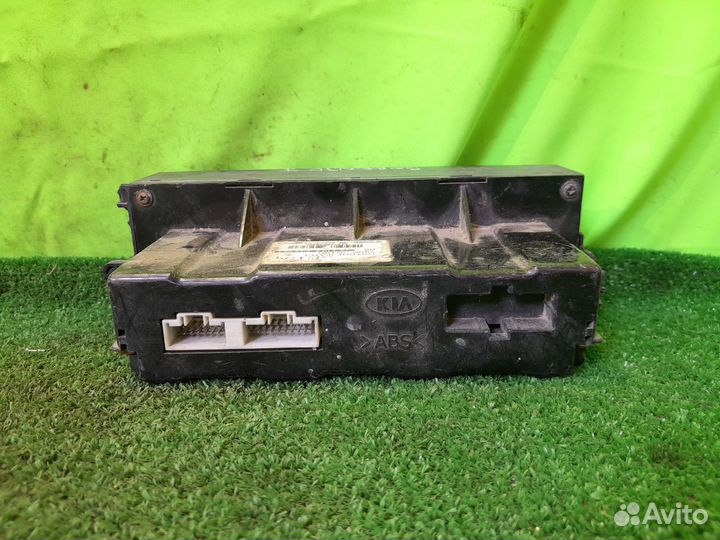 Блок управления климатом kia sorento 1