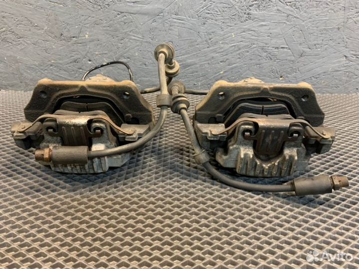 Суппорт тормозной передний Bmw 325 E90 N52N