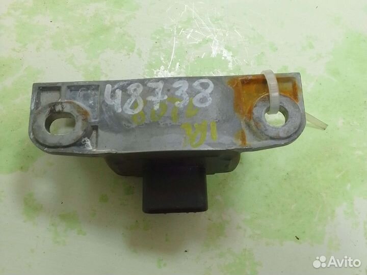 Датчик курсовой устойчивости Lexus RX300 MCU10 1MZ