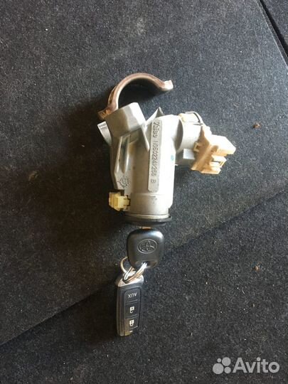 Разбор на запчасти Toyota Yaris 2005-2011