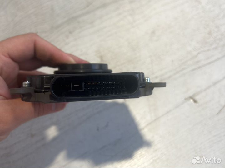 Toyota Camry v70 блок управления фары