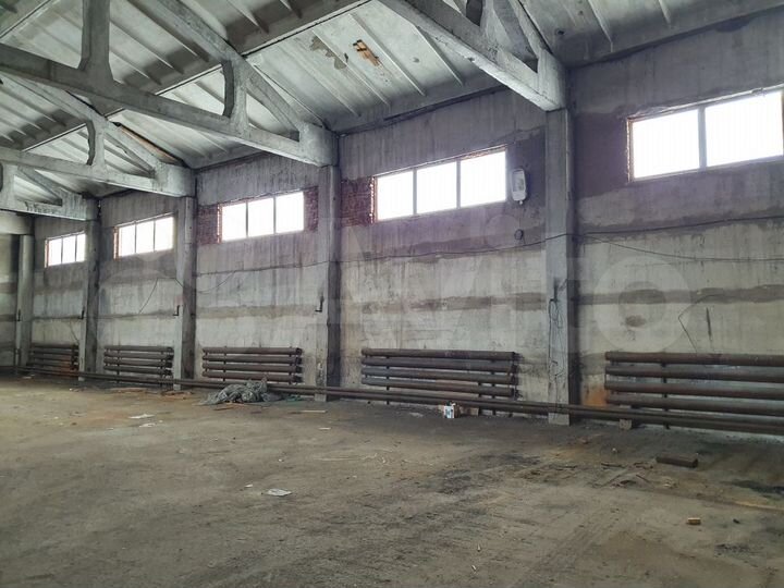 Склад, 1300 м²