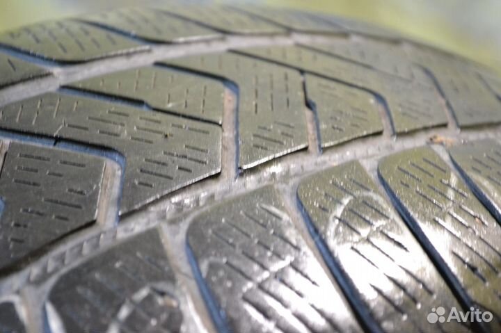 Pirelli Scorpion Winter 255/55 R18