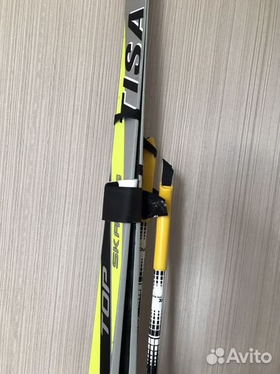 Лыжи и ботинки