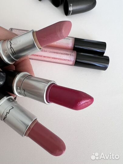 Блеск для губ, помады MAC