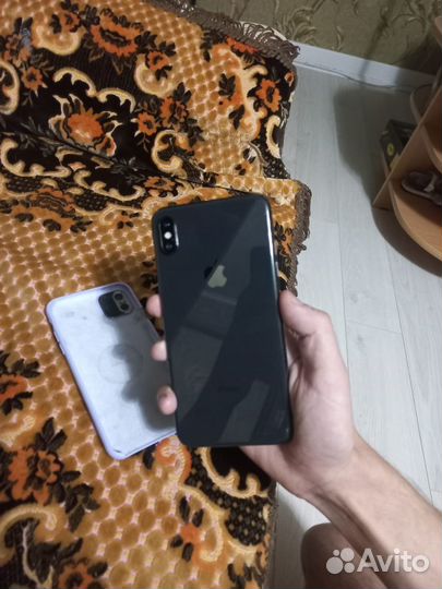 iPhone Xs Max, 256 ГБ